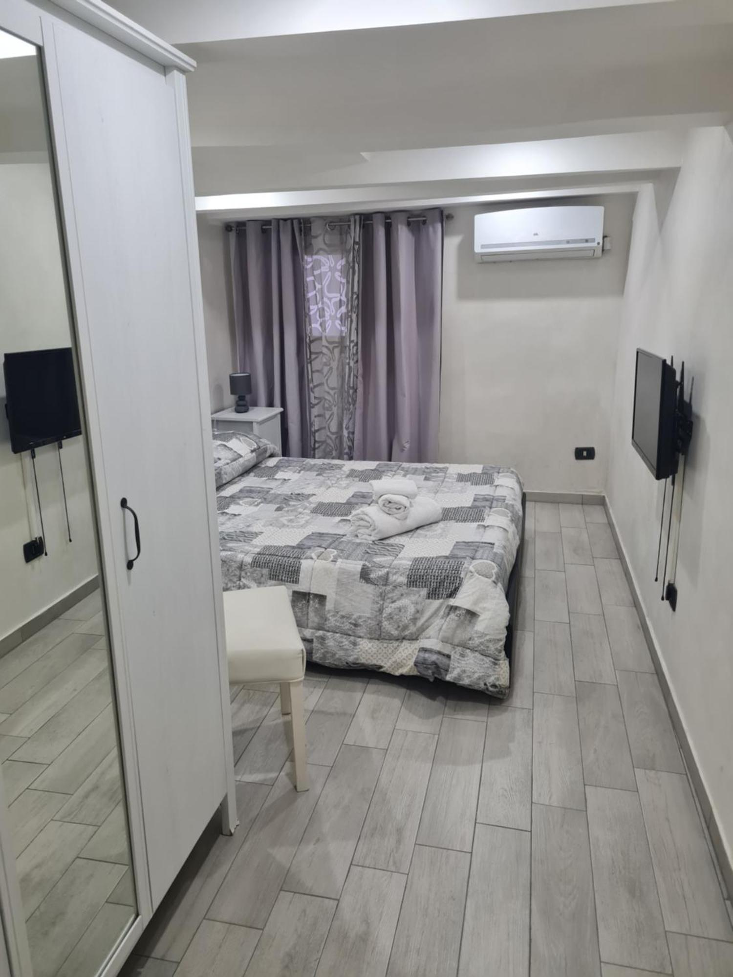 Che Casa 26! Appartement Napels Buitenkant foto