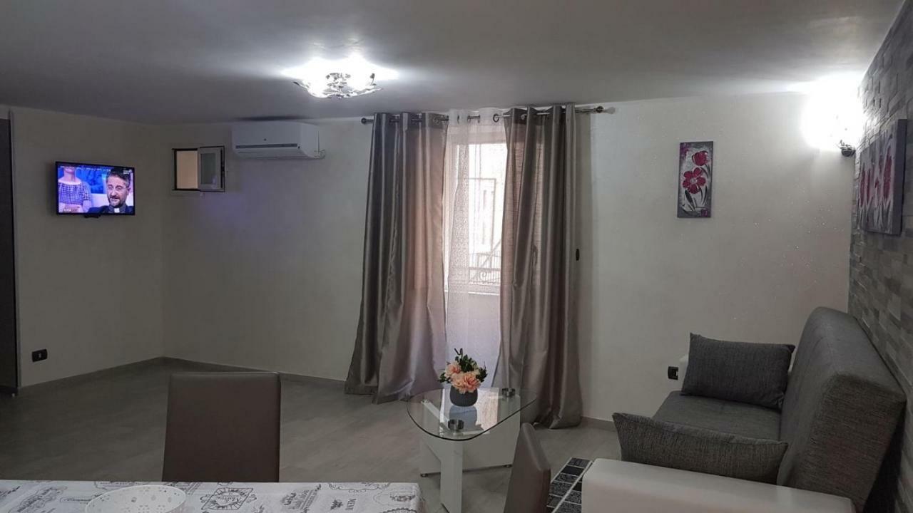 Che Casa 26! Appartement Napels Buitenkant foto